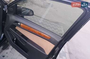 Хэтчбек Opel Astra 2006 в Пирятине