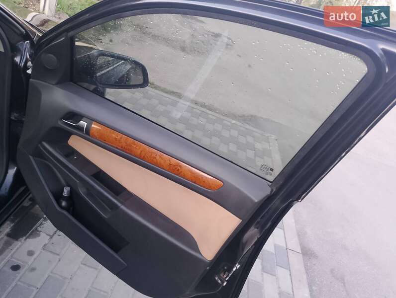 Хэтчбек Opel Astra 2006 в Пирятине