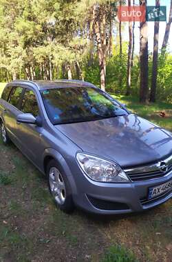 Универсал Opel Astra 2008 в Краснограде