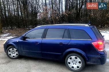 Універсал Opel Astra 2004 в Іванкові