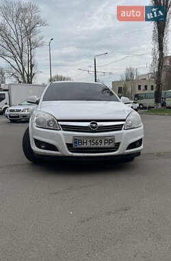 Универсал Opel Astra 2009 в 