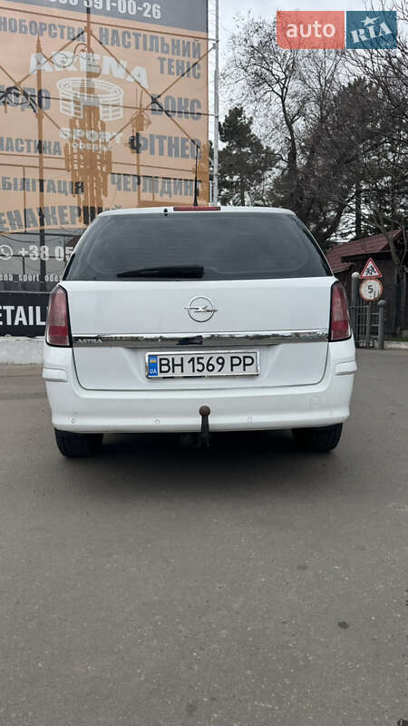 Універсал Opel Astra 2009 в Одесі