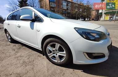 Универсал Opel Astra 2013 в 