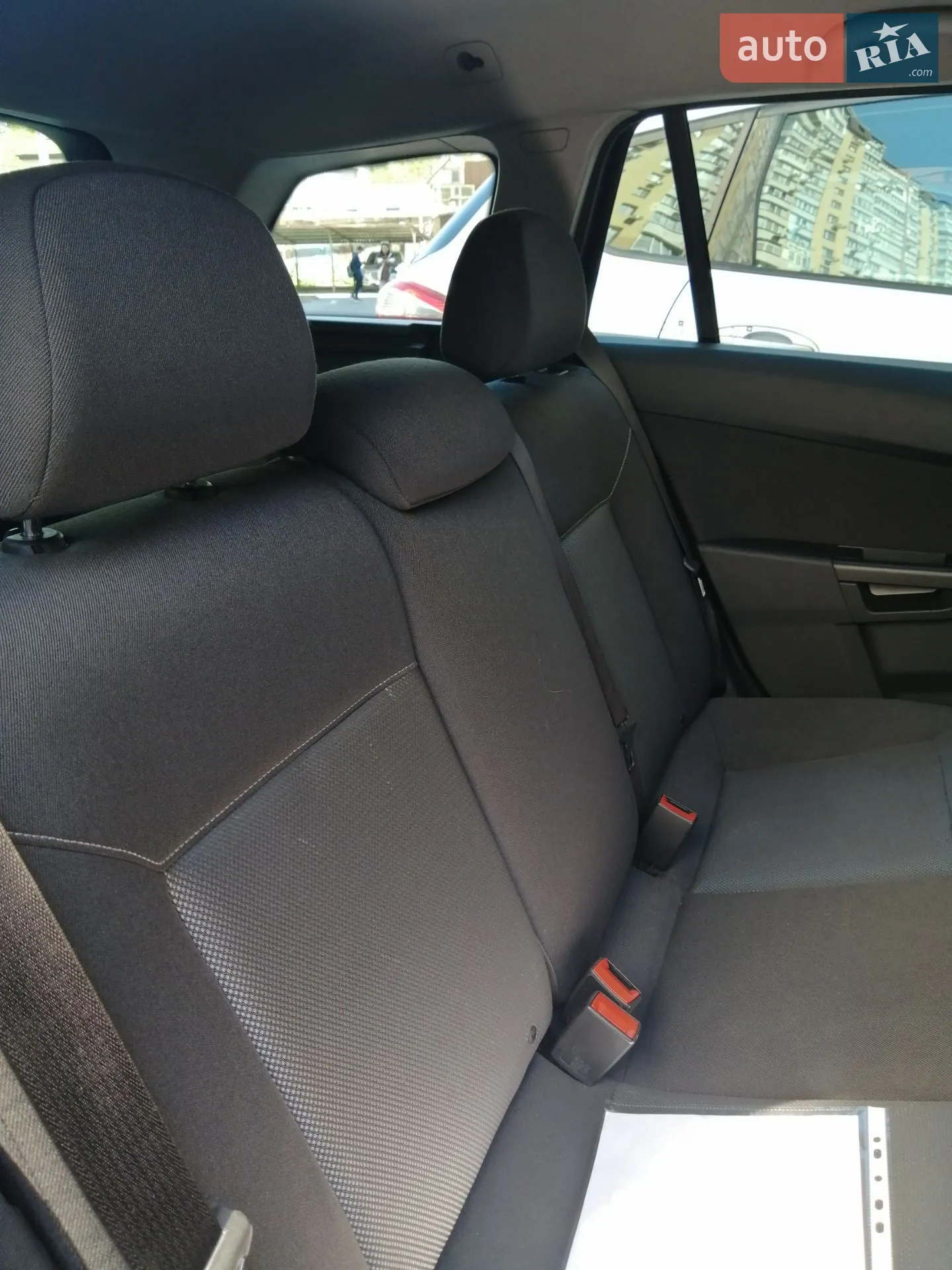 2010 Opel Astra - мініатюра 27