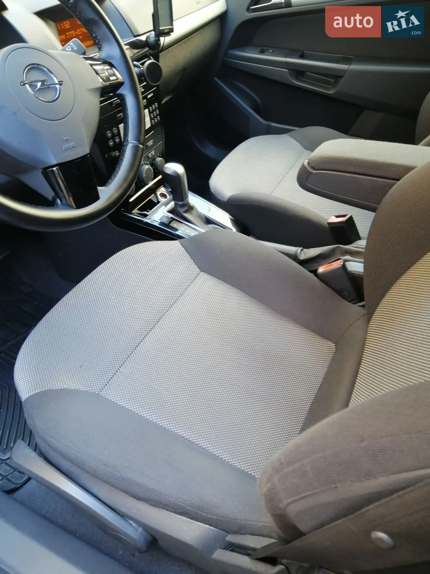 2010 Opel Astra - мініатюра 30