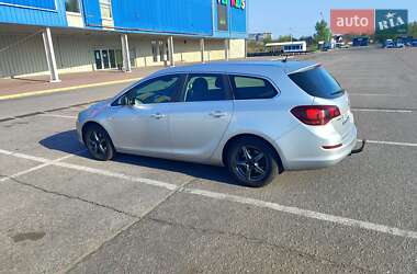 Универсал Opel Astra 2010 в 