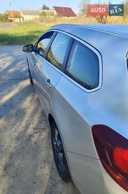 Универсал Opel Astra 2010 в 