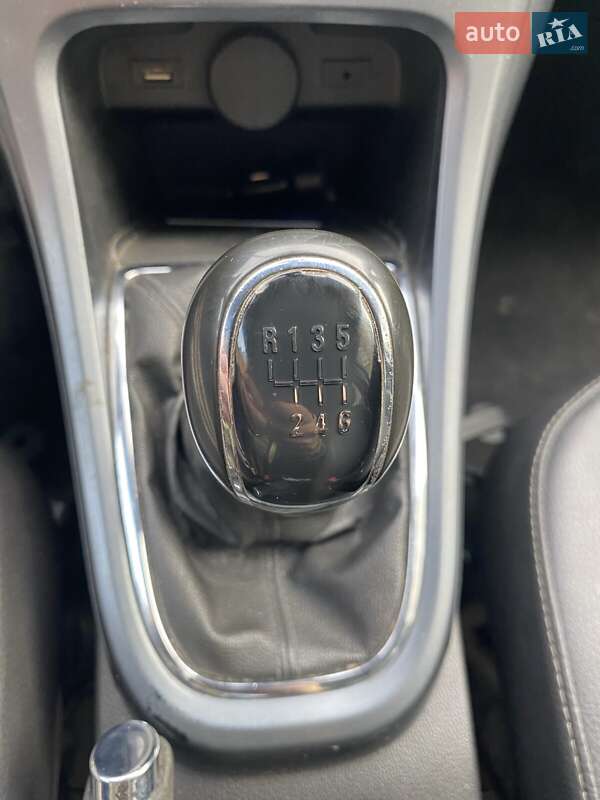 Универсал Opel Astra 2014 в Львове