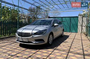 Универсал Opel Astra 2016 в 