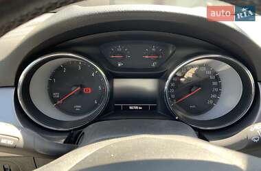Универсал Opel Astra 2016 в 
