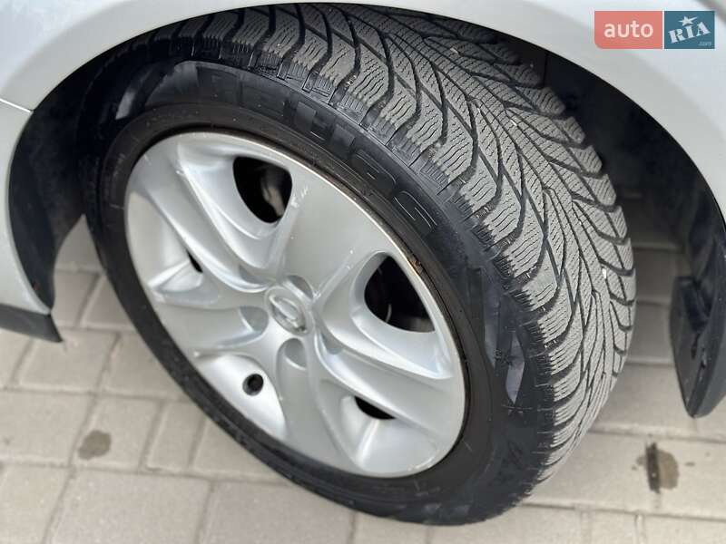 Хетчбек Opel Astra 2010 в Хмельницькому