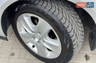 Хэтчбек Opel Astra 2010 в 