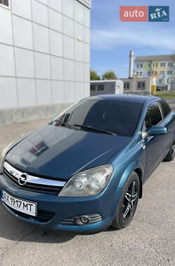 Купе Opel Astra 2007 в 