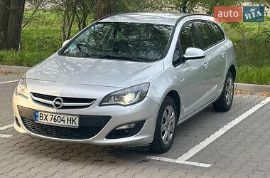 Універсал Opel Astra 2015 в Хмельницькому