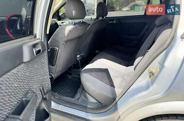 Хетчбек Opel Astra 2001 в 
