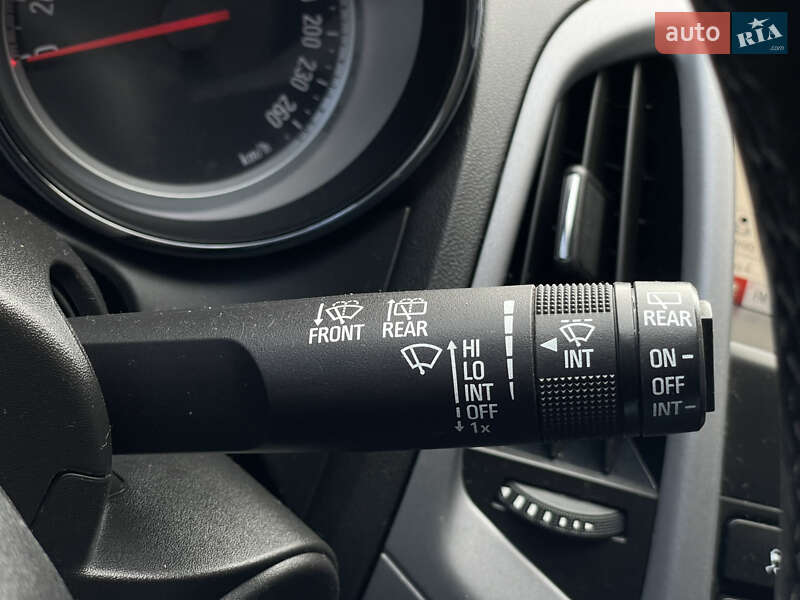 Универсал Opel Astra 2015 в Бердичеве