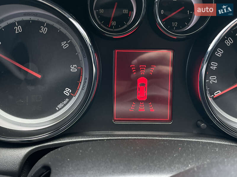 Универсал Opel Astra 2015 в Бердичеве