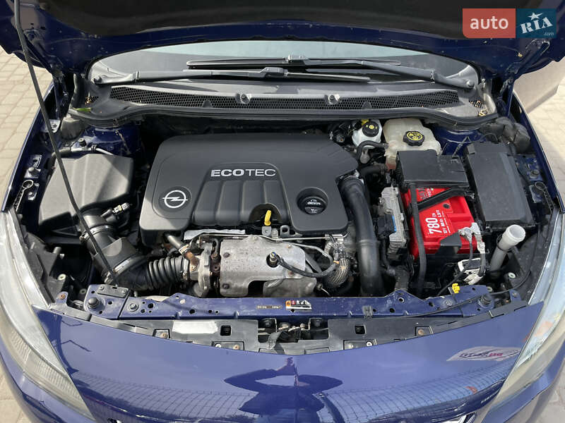 Универсал Opel Astra 2015 в Бердичеве