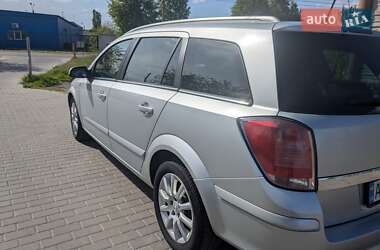 Універсал Opel Astra 2004 в 