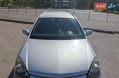 Універсал Opel Astra 2004 в 