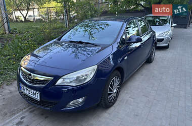 Хетчбек Opel Astra 2012 в Києві