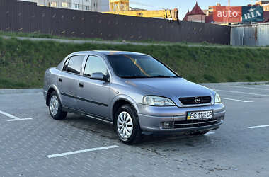 Седан Opel Astra 2008 в Тернополі