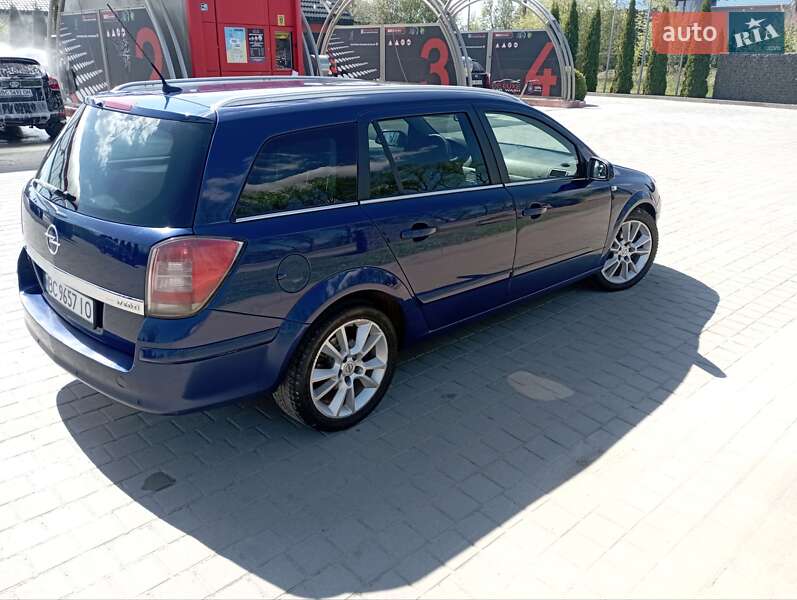 Универсал Opel Astra 2008 в Самборе