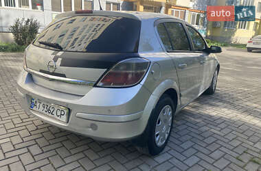 Хетчбек Opel Astra 2008 в 