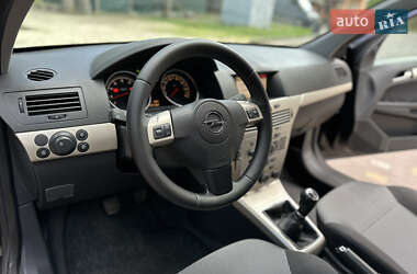 Універсал Opel Astra 2009 в 