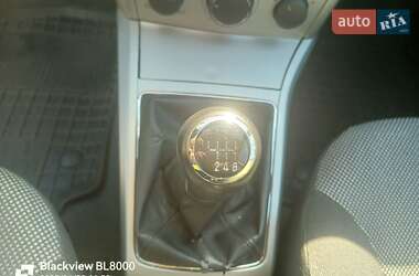 Хетчбек Opel Astra 2009 в 