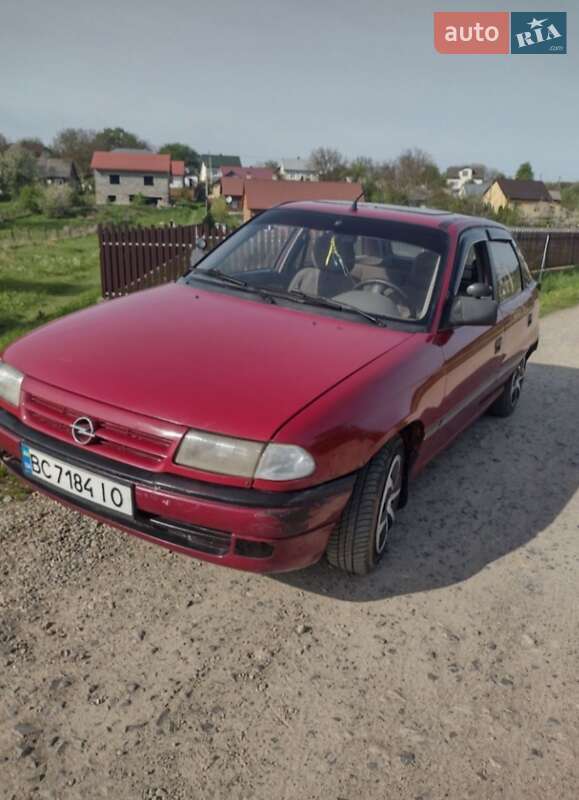 Хетчбек Opel Astra 1993 в Самборі