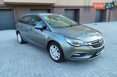 Универсал Opel Astra 2018 в Калуше