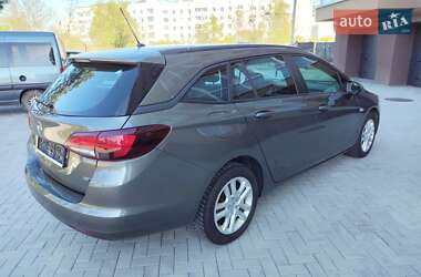 Універсал Opel Astra 2018 в 