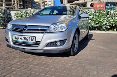 Седан Opel Astra 2007 в 