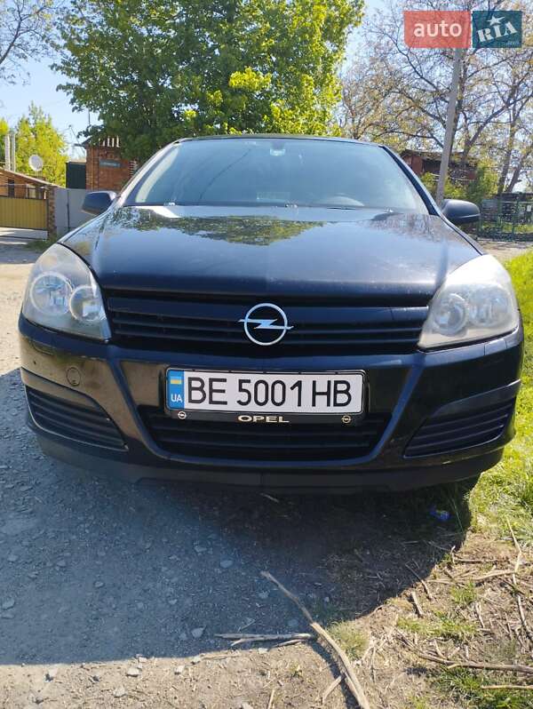 Хетчбек Opel Astra 2005 в Першотравенську