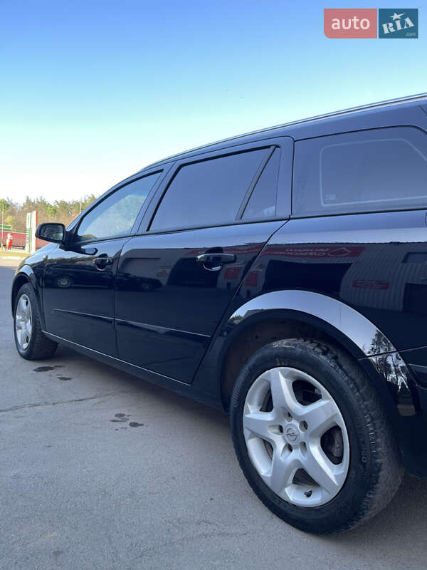 Универсал Opel Astra 2007 в Харькове