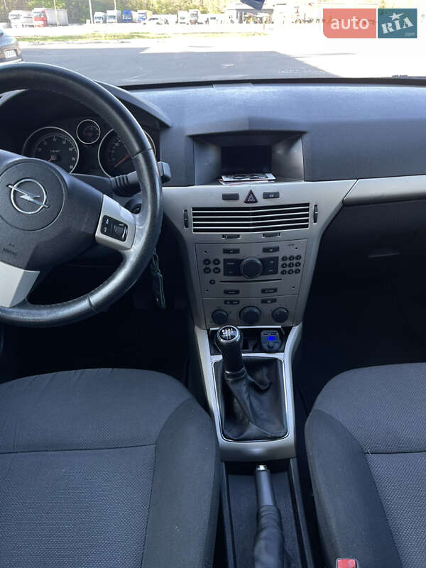 Универсал Opel Astra 2007 в Харькове