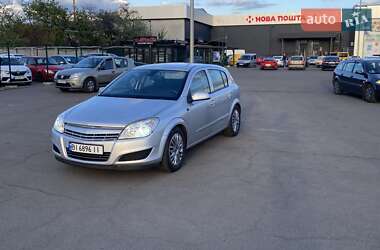Хэтчбек Opel Astra 2007 в Машевке