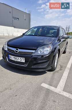 Универсал Opel Astra 2007 в 