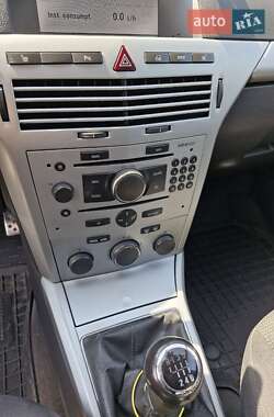 Универсал Opel Astra 2007 в 