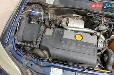 Хетчбек Opel Astra 2001 в 