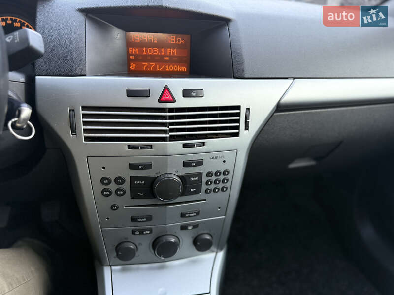 Универсал Opel Astra 2009 в Борисполе