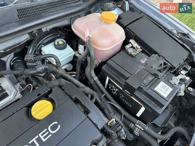 Универсал Opel Astra 2009 в Борисполе