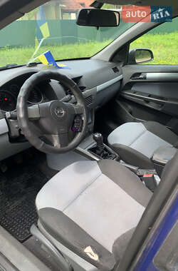 Універсал Opel Astra 2006 в 