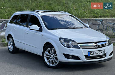 Универсал Opel Astra 2009 в Львове