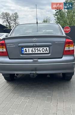 Седан Opel Astra 2006 в 