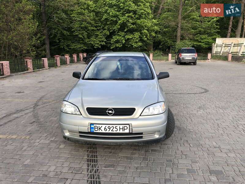 Opel Astra 2007