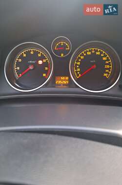 Универсал Opel Astra 2007 в 