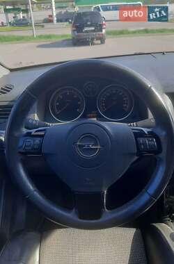 Универсал Opel Astra 2009 в 