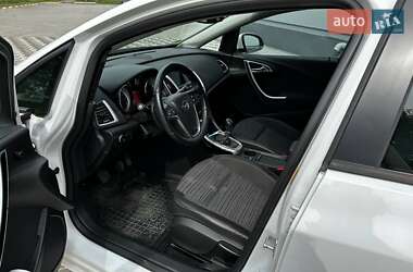 Универсал Opel Astra 2014 в 